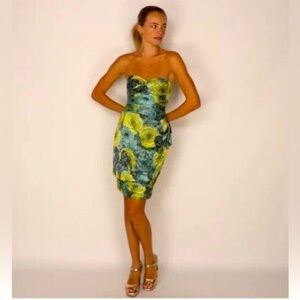 Vintage Nanette Lepore for Bergdorf Goodman Strapless Silk Mini Dress. Size 6